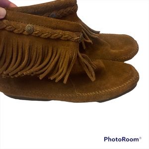 Minnetonka Double Fringe High Top Boot in Dusty Brown